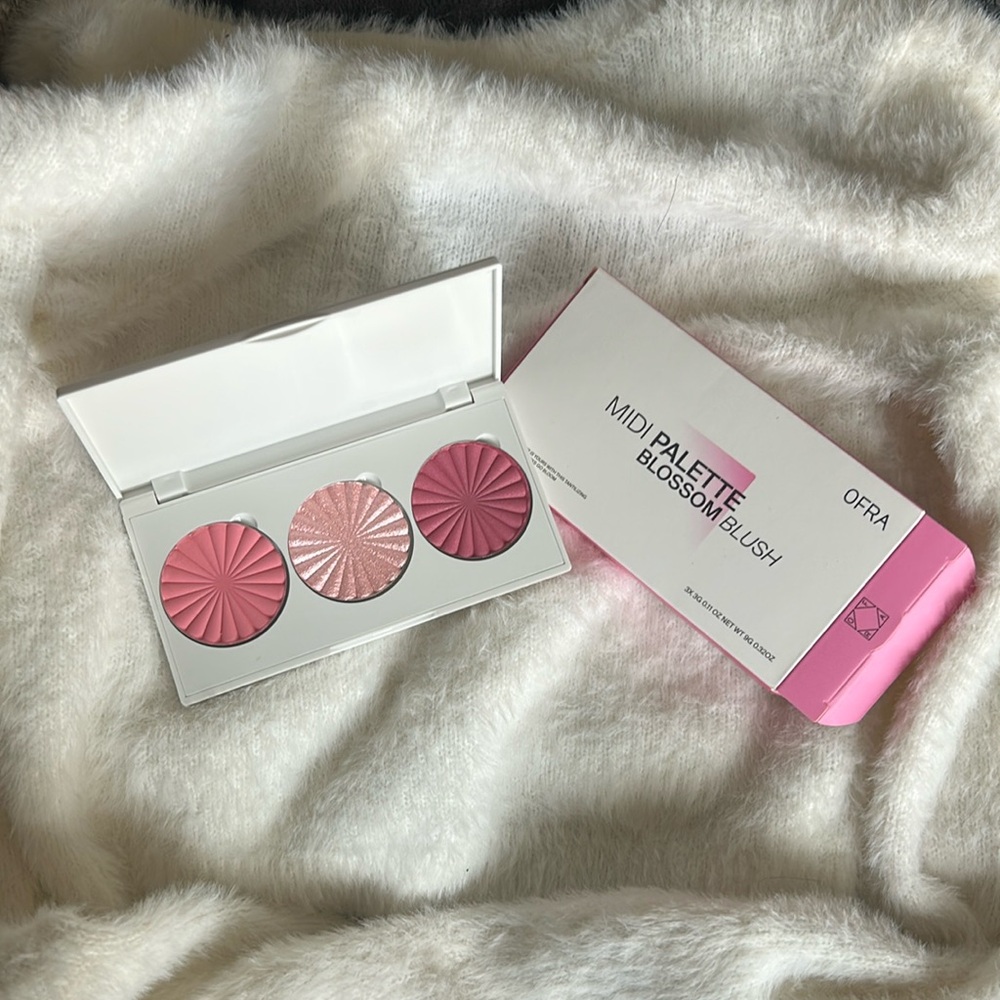 Midi Palette Blossom Blush OFRA